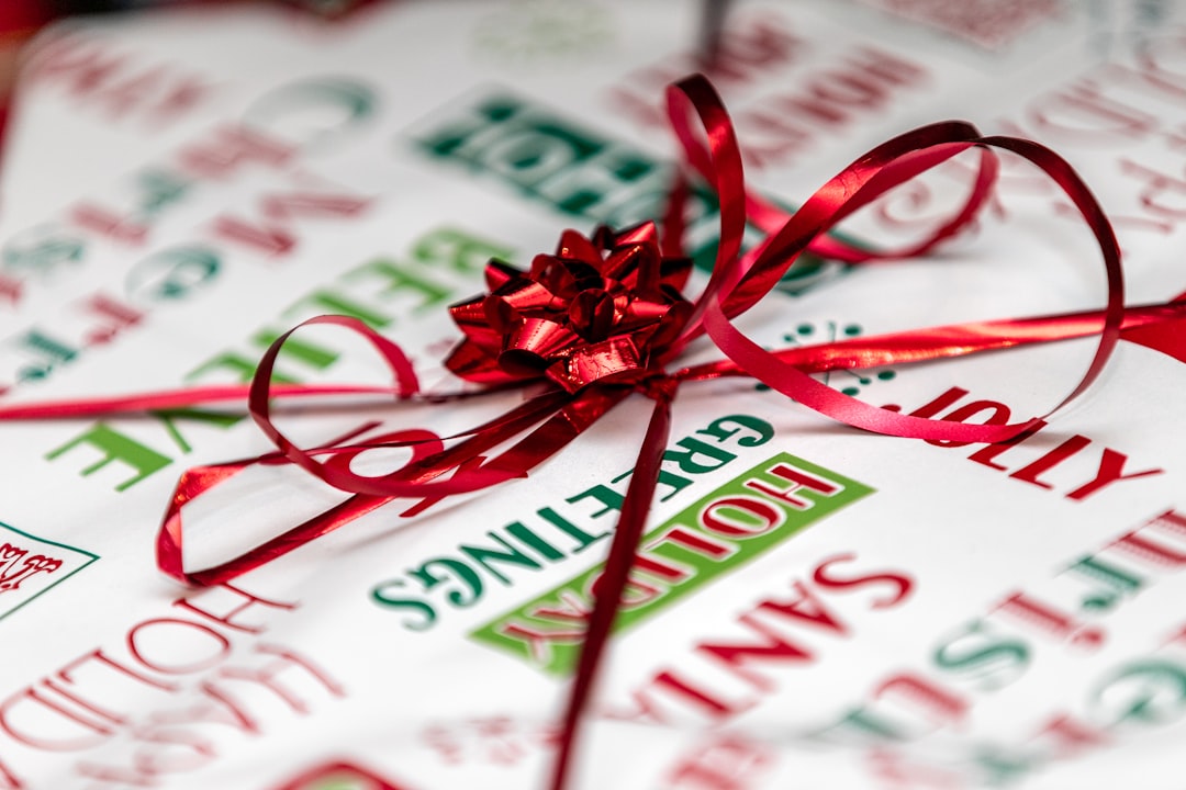 red bow gift