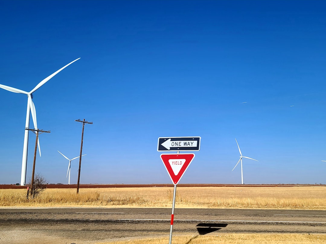 Vorfahrt gewähren: So funktioniert das Schild 2026