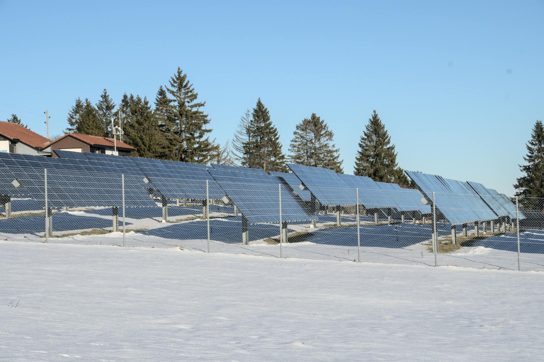 SMA Solar Aktie: Investieren oder abwarten? Analyse 2024